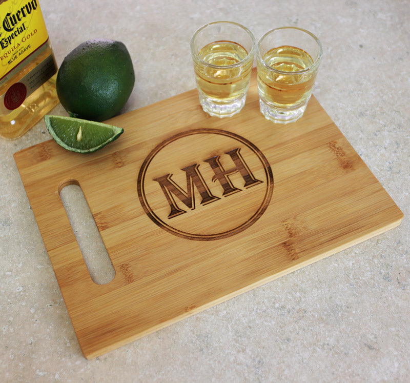 buy-cheap-wholesale-personalized-bamboo-cutting-board-and-shot-glass-set-on-sale_3.jpg